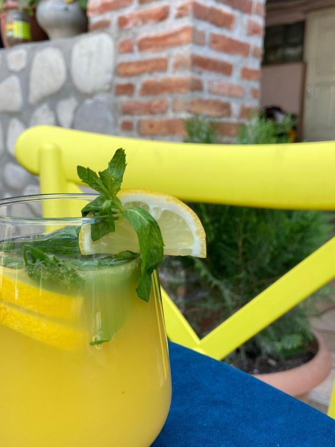 Hotel Traveler Sighnaghi Zewnętrze zdjęcie